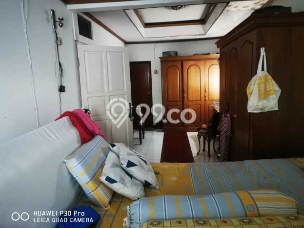 Hot Offer Hunian Premium Ideal dan Luas di Kebayoran Lama, Jakarta Selatan Hot Offer Hunian Premium Ideal dan Luas di Kebayoran Lama, Jakarta Selatan