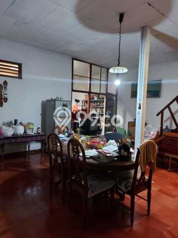 Siap Huni Rumah Mewah 7 Kamar di Kebayoran Lama Dekat ke Mana Saja Siap Huni Rumah Mewah 7 Kamar di Kebayoran Lama Dekat ke Mana Saja