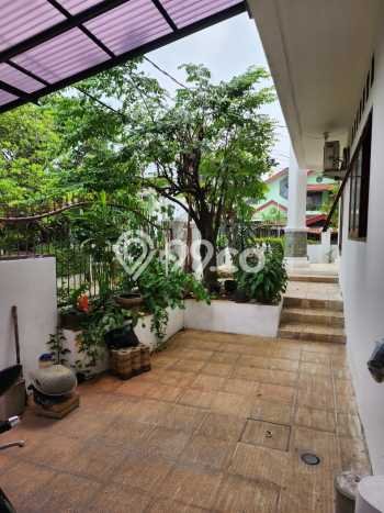 Hunian Elit LB 150m2 Siap Pakai Desain Elegan di Bintaro, Tangerang Selatan Hunian Elit LB 150m2 Siap Pakai Desain Elegan di Bintaro, Tangerang Selatan