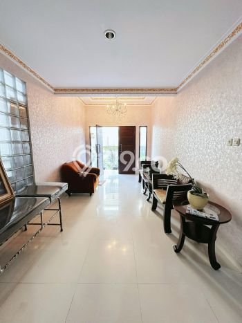 For Sale Hunian Rumah Terawat 4 Kamar di Bintaro, Tangerang Selatan For Sale Hunian Rumah Terawat 4 Kamar di Bintaro, Tangerang Selatan