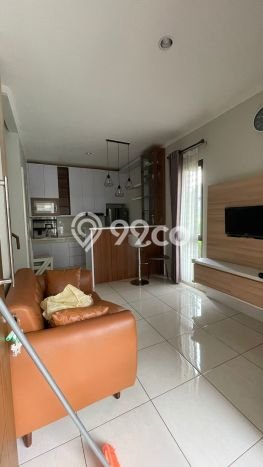 Disewakan! Rumah 3 Kamar Tidur &
2 Kamar Mandi di Summarecon Bekasi, Bekasi Disewakan! Rumah 3 Kamar Tidur &
2 Kamar Mandi di Summarecon Bekasi, Bekasi
