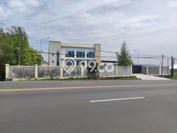 Kantor Kawasan Premium di Gempol, Luas 600m2m², Jalan Utama Kantor Kawasan Premium di Gempol, Luas 600m2m², Jalan Utama