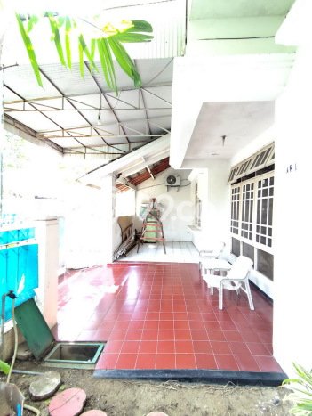 For Sale! Premium House LT 233m2 Desain Modern di Manyar For Sale! Premium House LT 233m2 Desain Modern di Manyar