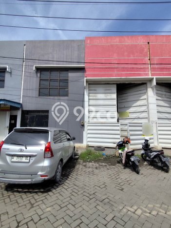 Gudang Strategis di Jabon, Luas 430m2m², Area Komersial, Akses Jabon, Sidoarjo, Sidoarjo Gudang Strategis di Jabon, Luas 430m2m², Area Komersial, Akses Jabon, Sidoarjo, Sidoarjo