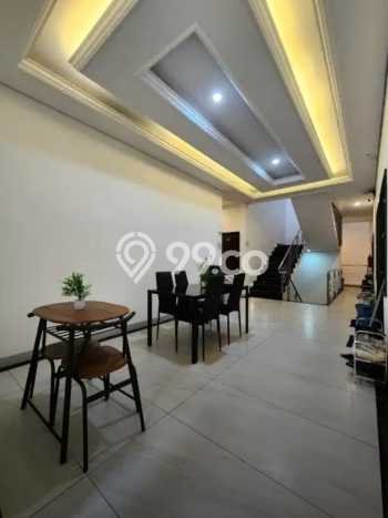 Cocok Untuk Investasi! Dijual Kost di Cinere 33 Kamar Cocok Untuk Investasi! Dijual Kost di Cinere 33 Kamar