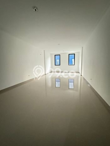 Ruko Bagus Dijual LB 240m2 Lokasi Strategis Jakarta Utara Area Cocok untuk Berbisnis Ruko Bagus Dijual LB 240m2 Lokasi Strategis Jakarta Utara Area Cocok untuk Berbisnis