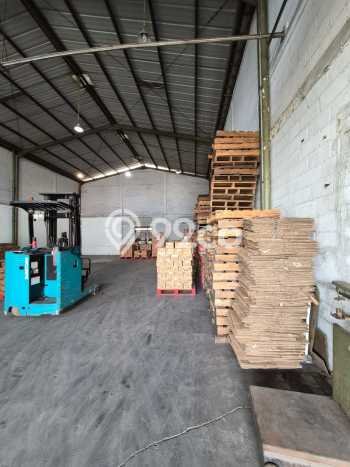 Unit Gudang Paling Strategis di BSD Tangerang Selatan dengan LB 225m2 Unit Gudang Paling Strategis di BSD Tangerang Selatan dengan LB 225m2