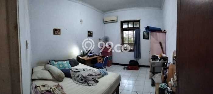 For Sale! Premium House LT 220m2 Desain Elegan di Pegangsaan For Sale! Premium House LT 220m2 Desain Elegan di Pegangsaan