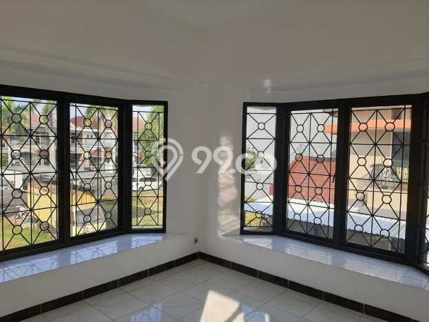 For Sale! Luxury House LT 315m2 Desain Elegan di Kalideres For Sale! Luxury House LT 315m2 Desain Elegan di Kalideres