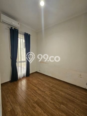 Disewakan! Rumah 4 Kamar Tidur &
3 Kamar Mandi di Alam Sutera, Tangerang Disewakan! Rumah 4 Kamar Tidur &
3 Kamar Mandi di Alam Sutera, Tangerang