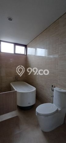 Rumah sewa siap pakai 4 Kamar Tidur di BSD City, Tangerang Rumah sewa siap pakai 4 Kamar Tidur di BSD City, Tangerang