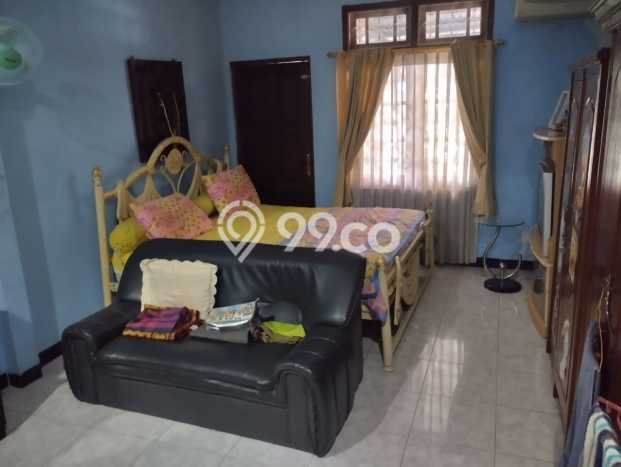 Rumah Modern Cantik 5 Kamar Siap Huni di Ciputat Rumah Modern Cantik 5 Kamar Siap Huni di Ciputat