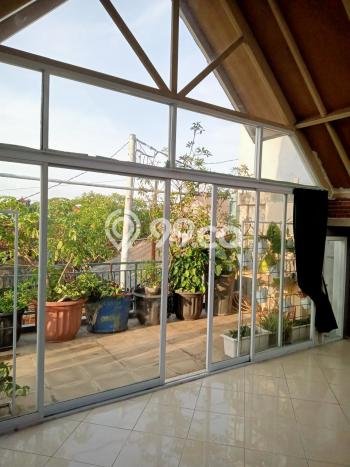 Rumah Modern 3 KT di Kerobokan Badung Semi Furnished Rumah Modern 3 KT di Kerobokan Badung Semi Furnished