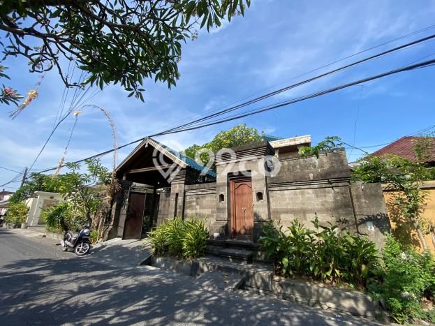 Rumah Disewakan Denpasar LT 300m2 LB 200m2 Kawasan Sanur Rumah Disewakan Denpasar LT 300m2 LB 200m2 Kawasan Sanur