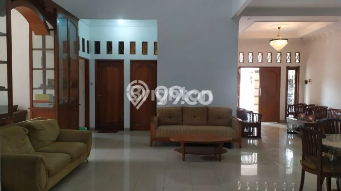 For Sale! Luxury House LT 372m2 Desain Modern di Jatiwaringin For Sale! Luxury House LT 372m2 Desain Modern di Jatiwaringin