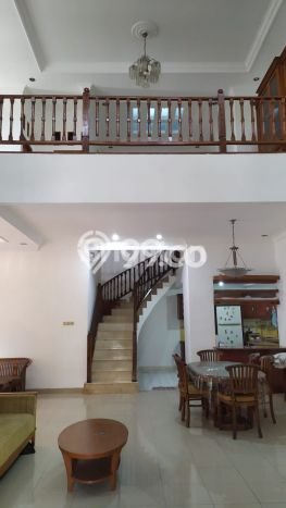 For Sale! Luxury House LT 372m2 Desain Modern di Jatiwaringin For Sale! Luxury House LT 372m2 Desain Modern di Jatiwaringin