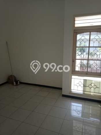 Dijual Rumah Premium dengan Fasilitas Sekitar Lengkap di Semarang Utara, Semarang Dijual Rumah Premium dengan Fasilitas Sekitar Lengkap di Semarang Utara, Semarang