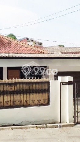 Lokasi strategis! Rumah siap huni disewakan di Semarang Barat LB 150m2 Lokasi strategis! Rumah siap huni disewakan di Semarang Barat LB 150m2