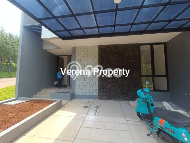 Ready to Use! Premium House LT 144m2 Desain Modern di BSB City Ready to Use! Premium House LT 144m2 Desain Modern di BSB City