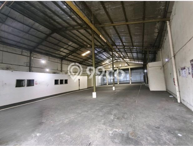 Gudang Kawasan Bisnis Kawasan , Luas 600m2m², Akses Utama Gudang Kawasan Bisnis Kawasan , Luas 600m2m², Akses Utama
