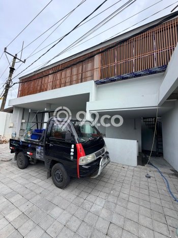 Ruko Disewa di Badung dengan LB 130m2 Area Komersial Ramai Ruko Disewa di Badung dengan LB 130m2 Area Komersial Ramai