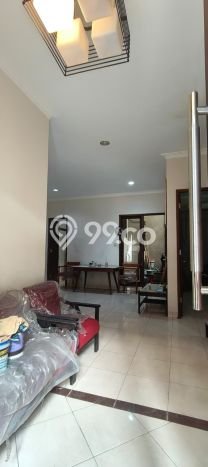 Rumah Modern Minimalis 5 Kamar Siap Huni di Jatinegara Rumah Modern Minimalis 5 Kamar Siap Huni di Jatinegara