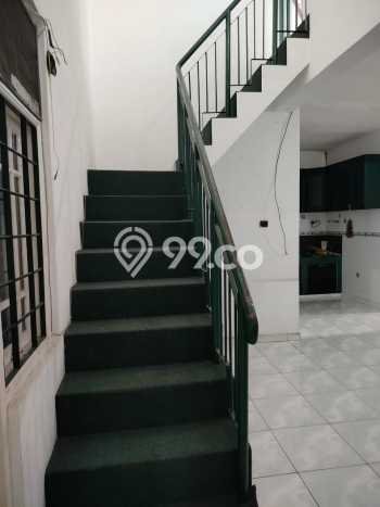 For Sale Hunian Rumah Terawat 9 Kamar di Galaxy, Bekasi For Sale Hunian Rumah Terawat 9 Kamar di Galaxy, Bekasi