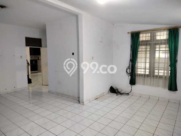 For Sale Hunian Rumah Terawat 9 Kamar di Galaxy, Bekasi For Sale Hunian Rumah Terawat 9 Kamar di Galaxy, Bekasi