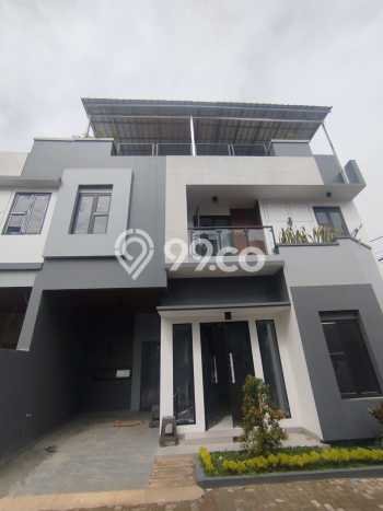 Rumah Minimalis 3 KT di Pejaten Jakarta Selatan Unfurnished Rumah Minimalis 3 KT di Pejaten Jakarta Selatan Unfurnished