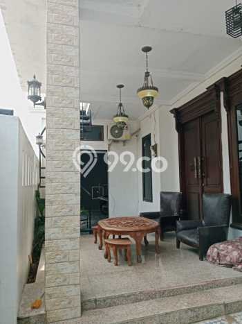 Rumah Mewah LB 337m2 Siap Huni Desain Elegan di Pondok Kelapa, Jakarta Timur Rumah Mewah LB 337m2 Siap Huni Desain Elegan di Pondok Kelapa, Jakarta Timur