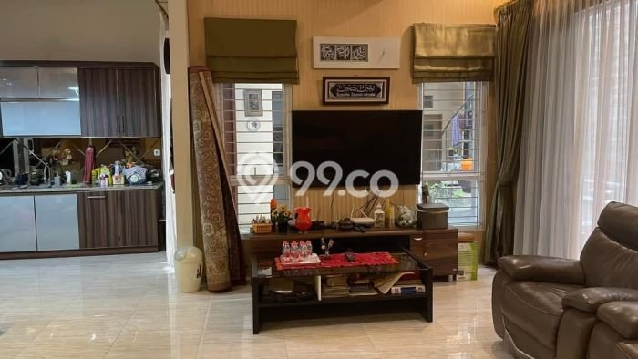 Hunian Mewah LB 190m2 Siap Pakai Desain Elegan di Taman Galaxy, Bekasi Hunian Mewah LB 190m2 Siap Pakai Desain Elegan di Taman Galaxy, Bekasi