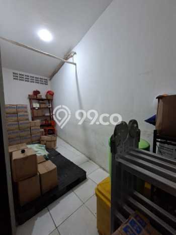 Disewakan Komersial di Kawasan Ramai Duren Jaya Luas 300m2 Disewakan Komersial di Kawasan Ramai Duren Jaya Luas 300m2