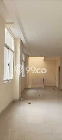 PELUANG EMAS! Ruko di Galaxy, Luas 180m2m², Potensi Sewa Tinggi PELUANG EMAS! Ruko di Galaxy, Luas 180m2m², Potensi Sewa Tinggi