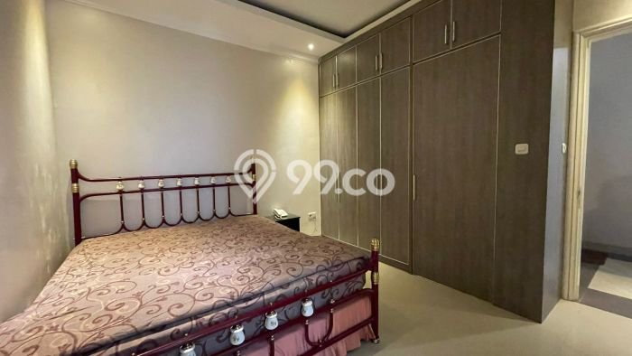 Lokasi strategis! Rumah siap huni dikontrakkan di Cilandak LB 300m2 Lokasi strategis! Rumah siap huni dikontrakkan di Cilandak LB 300m2