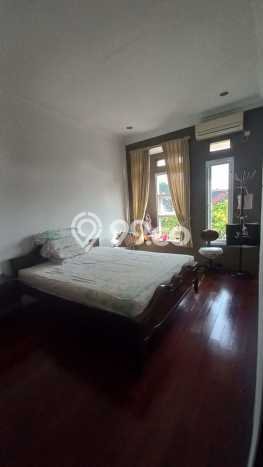 Rumah Modern 7 KT di Galaxy Bekasi Semi Furnished Rumah Modern 7 KT di Galaxy Bekasi Semi Furnished