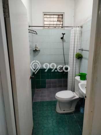 For Sale Hunian Rumah Terawat 9 Kamar di Galaxy, Bekasi For Sale Hunian Rumah Terawat 9 Kamar di Galaxy, Bekasi