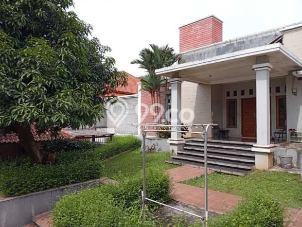 Jual Rumah Luas Elegan Dengan View Eksklusif di Jatikramat, Bekasi Jual Rumah Luas Elegan Dengan View Eksklusif di Jatikramat, Bekasi