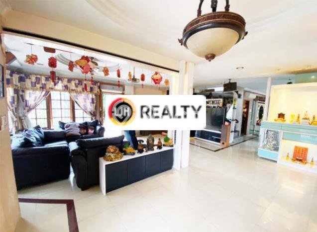 Ready to Use! Premium House LT 728m2 Desain Elegan di Batam Centre Ready to Use! Premium House LT 728m2 Desain Elegan di Batam Centre