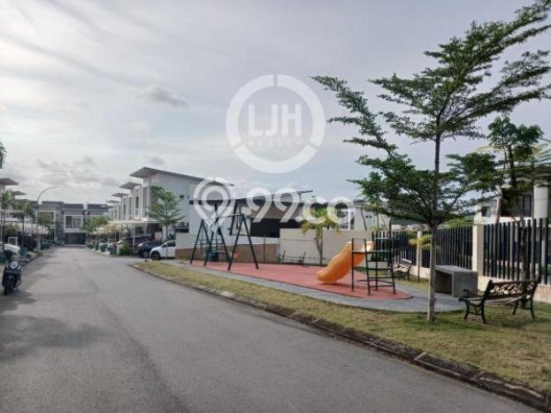 Dijual Rumah Eksklusif 2 KT di Batam Centre, Batam Dijual Rumah Eksklusif 2 KT di Batam Centre, Batam