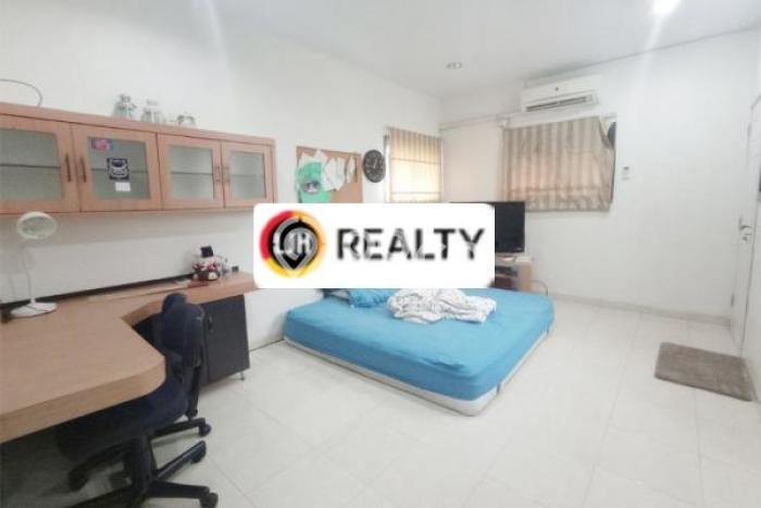 Rumah Modern 4 KT LT 160m2 di Batam Centre Rumah Modern 4 KT LT 160m2 di Batam Centre