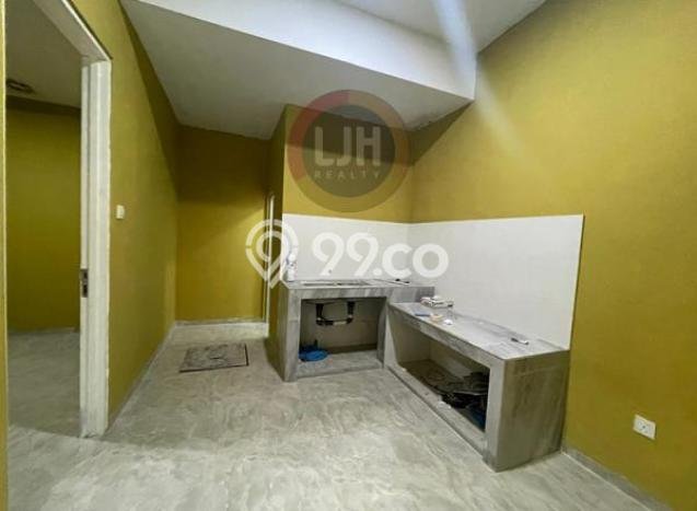 Rumah Lingkungan Asri di , Batam, Luas 96m2m² LB 70m2m² Rumah Lingkungan Asri di , Batam, Luas 96m2m² LB 70m2m²