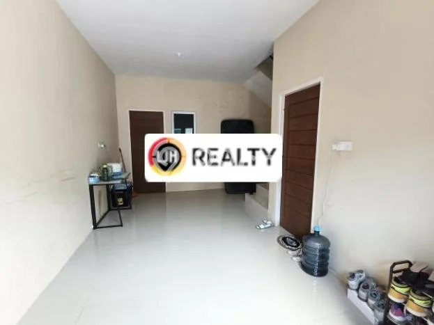 Rumah lokasi , Batam, Luas 72m2m² LB 90m2m² Rumah lokasi , Batam, Luas 72m2m² LB 90m2m²