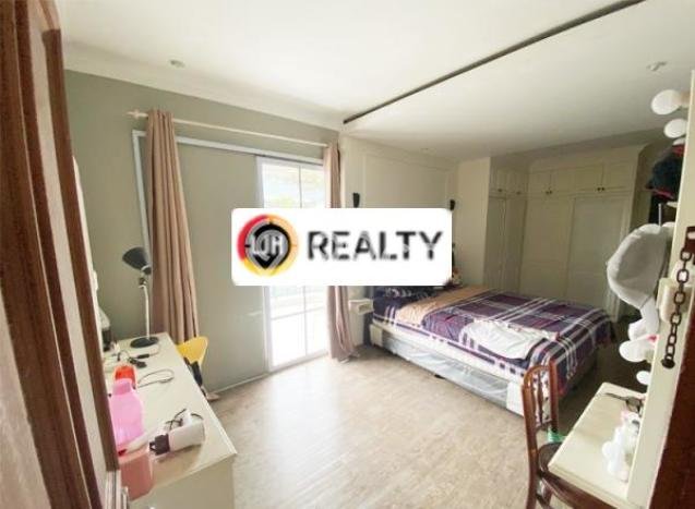 Ready to Use! Premium House LT 728m2 Desain Elegan di Batam Centre Ready to Use! Premium House LT 728m2 Desain Elegan di Batam Centre