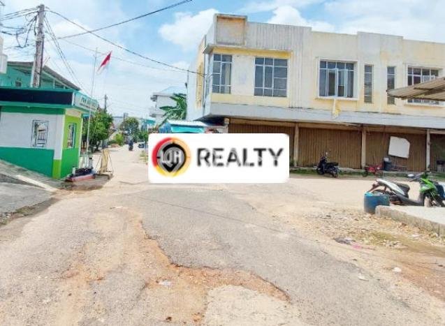 Ruko Bagus Dijual LB 110m2 Lokasi Strategis Batam Area Cocok untuk Berbisnis Ruko Bagus Dijual LB 110m2 Lokasi Strategis Batam Area Cocok untuk Berbisnis