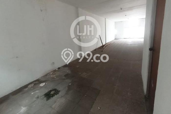 Unit Ruko Dijual di Batam LT 85m2 & LB 236m2 Unit Ruko Dijual di Batam LT 85m2 & LB 236m2
