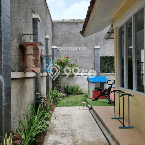 Rumah Mewah LB 200m2 Siap Pakai Desain Elegan di Kota Baru Parahyangan, Bandung Rumah Mewah LB 200m2 Siap Pakai Desain Elegan di Kota Baru Parahyangan, Bandung