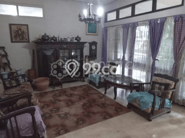 Rumah Lokasi Strategis di Coblong, Bandung, LT 827m2m² LB 250m2m² Rumah Lokasi Strategis di Coblong, Bandung, LT 827m2m² LB 250m2m²