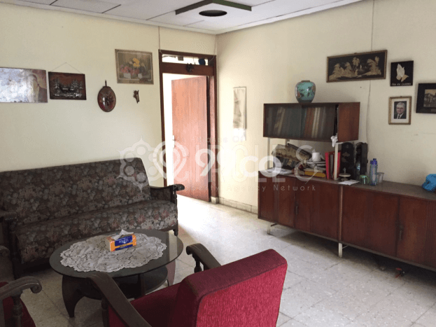 For Sale! Luxury House LT 354m2 Desain Modern di Burangrang For Sale! Luxury House LT 354m2 Desain Modern di Burangrang