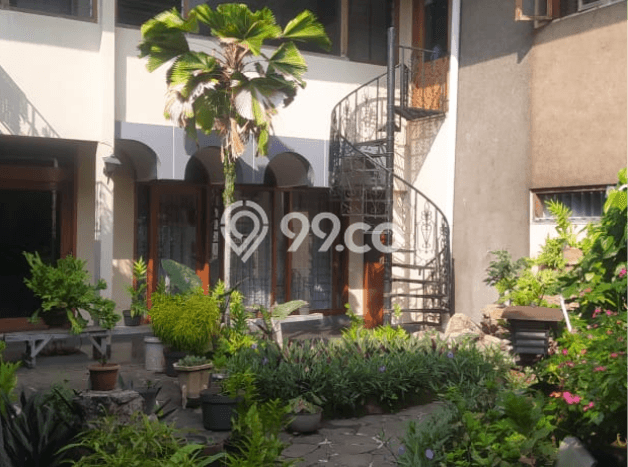 Rumah Akses Mudah di , Bandung, Luas 662m2m² Bangunan 500m2m² Rumah Akses Mudah di , Bandung, Luas 662m2m² Bangunan 500m2m²