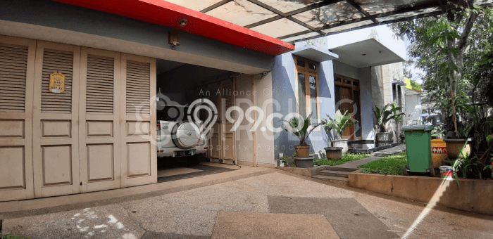 Unit Kost Dijual di Kiaracondong dengan 15 Kamar Tidur & Luas Bangunan 580m2 Unit Kost Dijual di Kiaracondong dengan 15 Kamar Tidur & Luas Bangunan 580m2